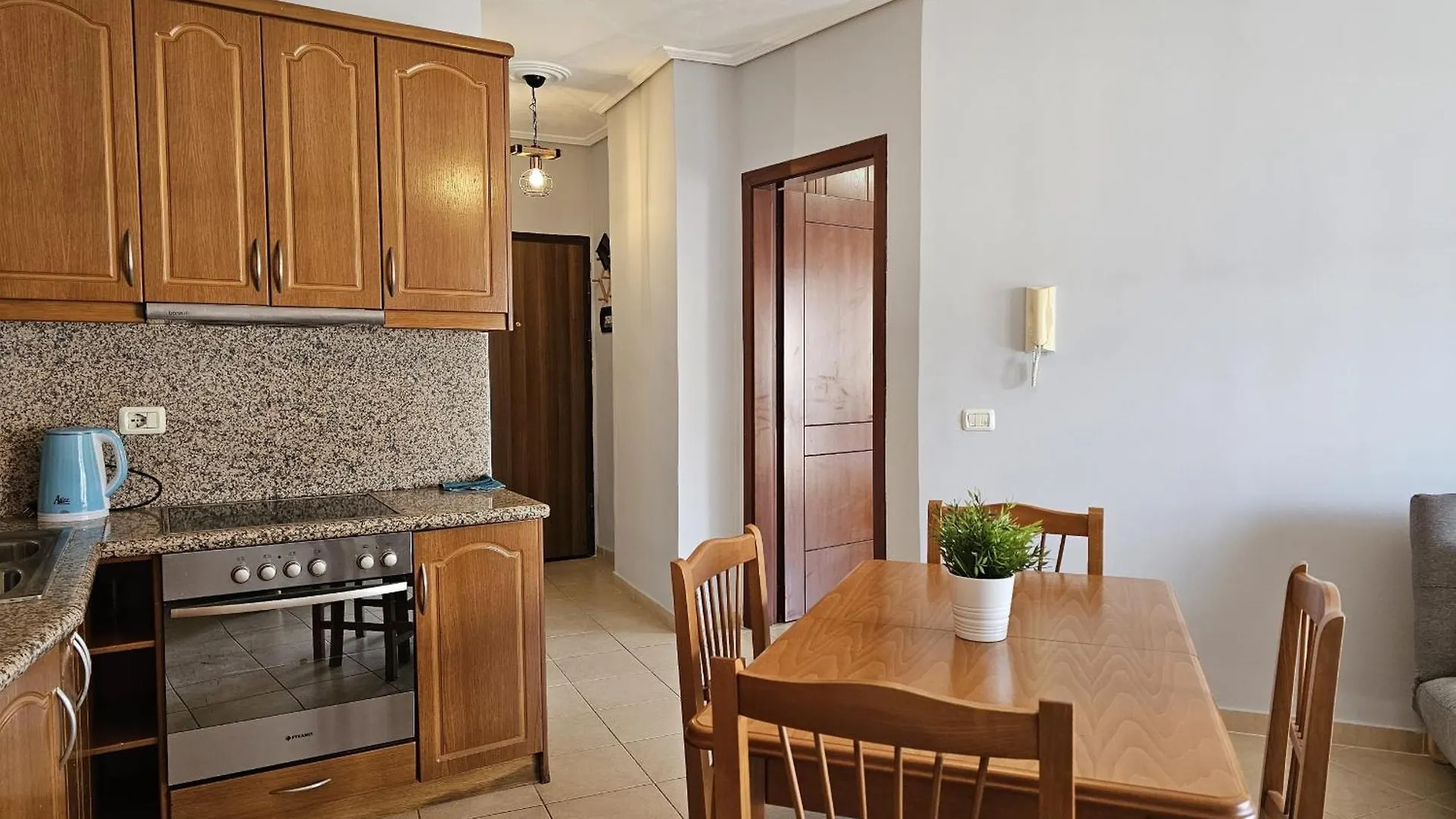 Nancy Apartment Sarandë