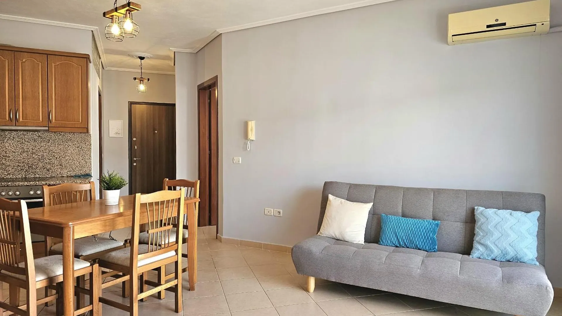 Nancy Apartment Sarandë Albanien